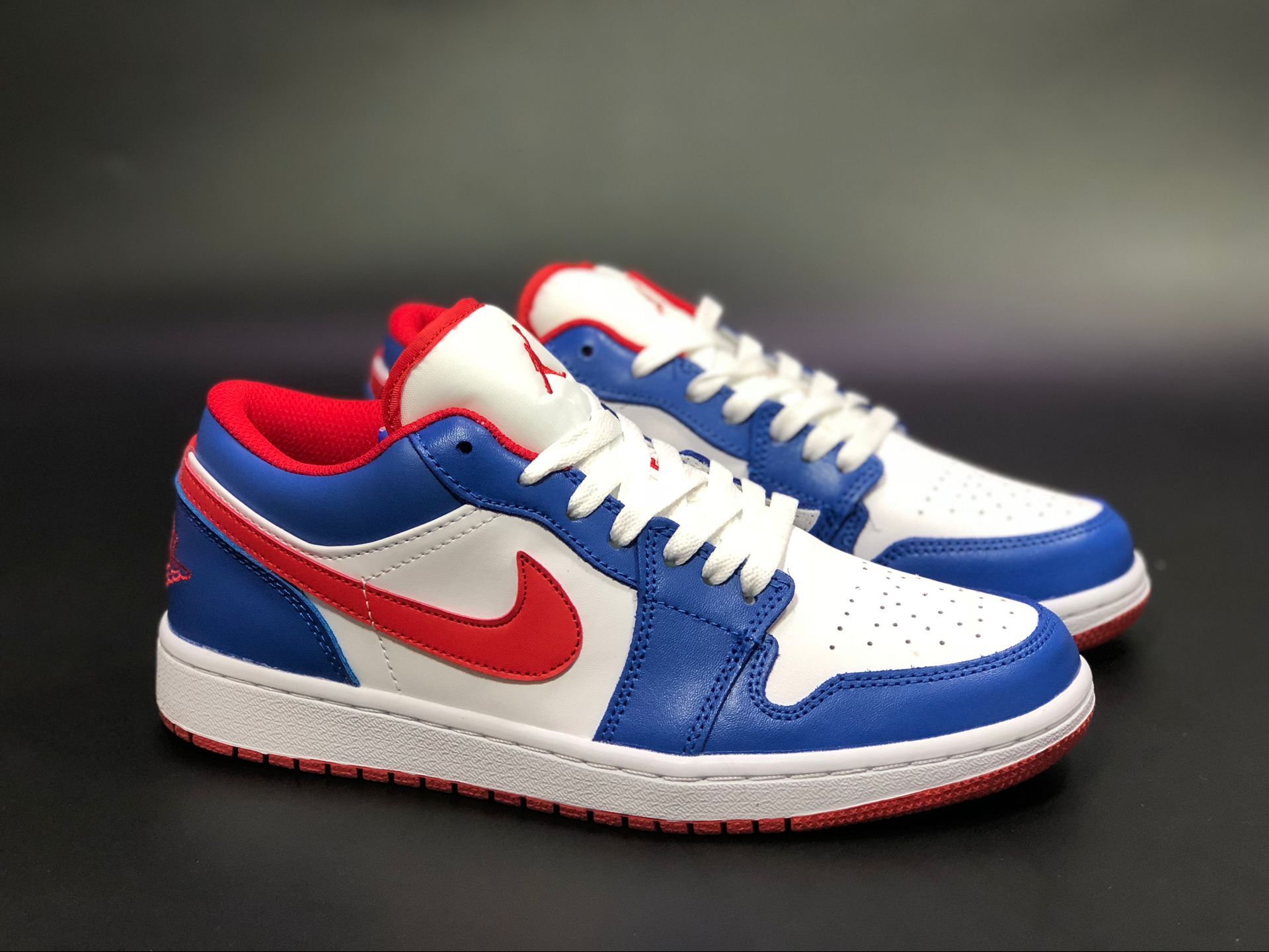 Air Jordan 1 Low America Captain White Blue Red